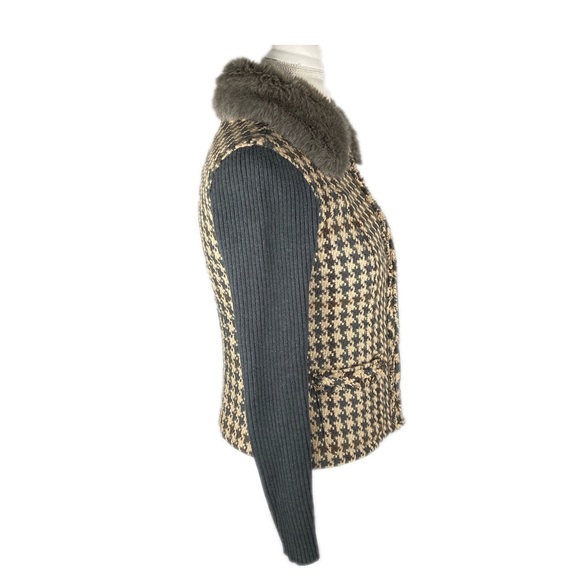 CAbi Houndstooth Mixer Jacket with Faux Fur Collar - Picture 3 of 8